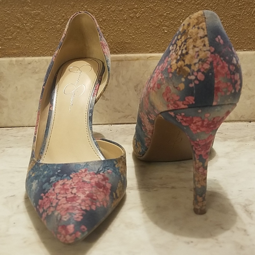 Jessica Simpson size 10 heels